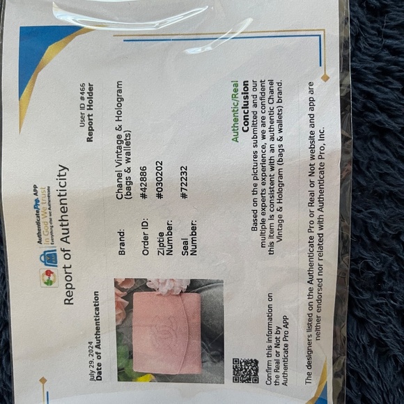 Chanel Light Pink Compact Wallet - Picture 5 of 6